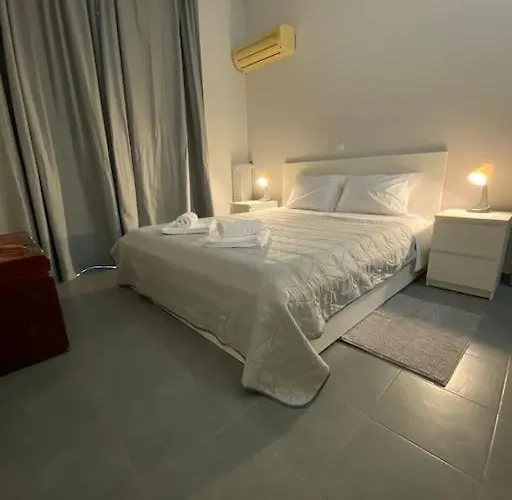 Elia's Boutique * Sparta