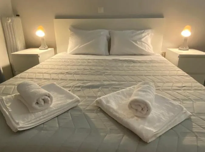 Elia's Boutique * Sparta